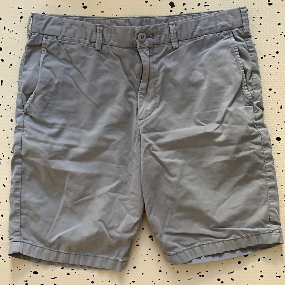 Uniqlo shorts; Size M waist 30-33 inches